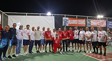 Antalyaspor’un yaşayan efsanesi Metin Ünal onuruna turnuva