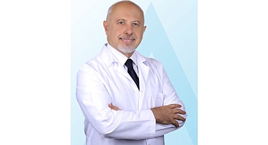 Karın ağrınızın nedeni basit de olabilir, apandisit de!