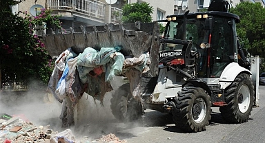 Karşıyaka’da sokaklara moloz atanlara 92 bin TL ceza!