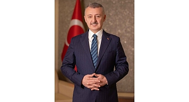 Başkan Büyükakın okula yeni başlayan miniklere başarılar diledi