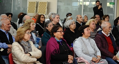 Karşıyaka Belediyesi 3. Yaş Üniversitesi’nde yeni dönem başlıyor!