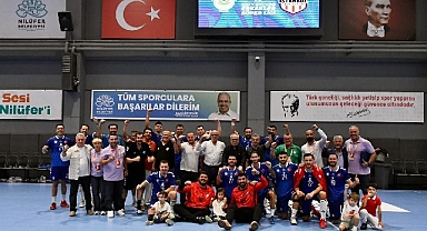 Nilüfer Belediyespor, dörtte dört yaptı