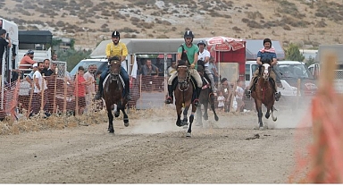 Türkiye’nin en başarılı atları Menemen’de yarışacak