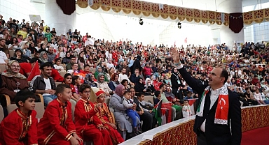 Bilgehane Öğrencilerine Seslenen Başkan Altay: “Her Daim Hakikatin Yanında, Zalimin Karşısında Olacağınıza İnancım Tamdır”