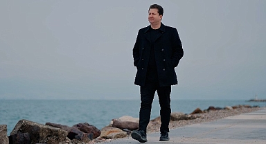 Bir Şarkıdan Daha Fazlası